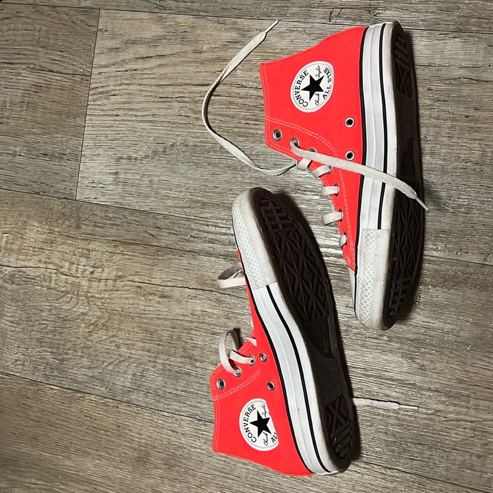 PINK converse